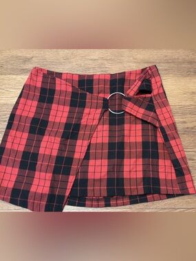 Almost Famous Red and Black Plaid Mini Skirt with Ring Accent